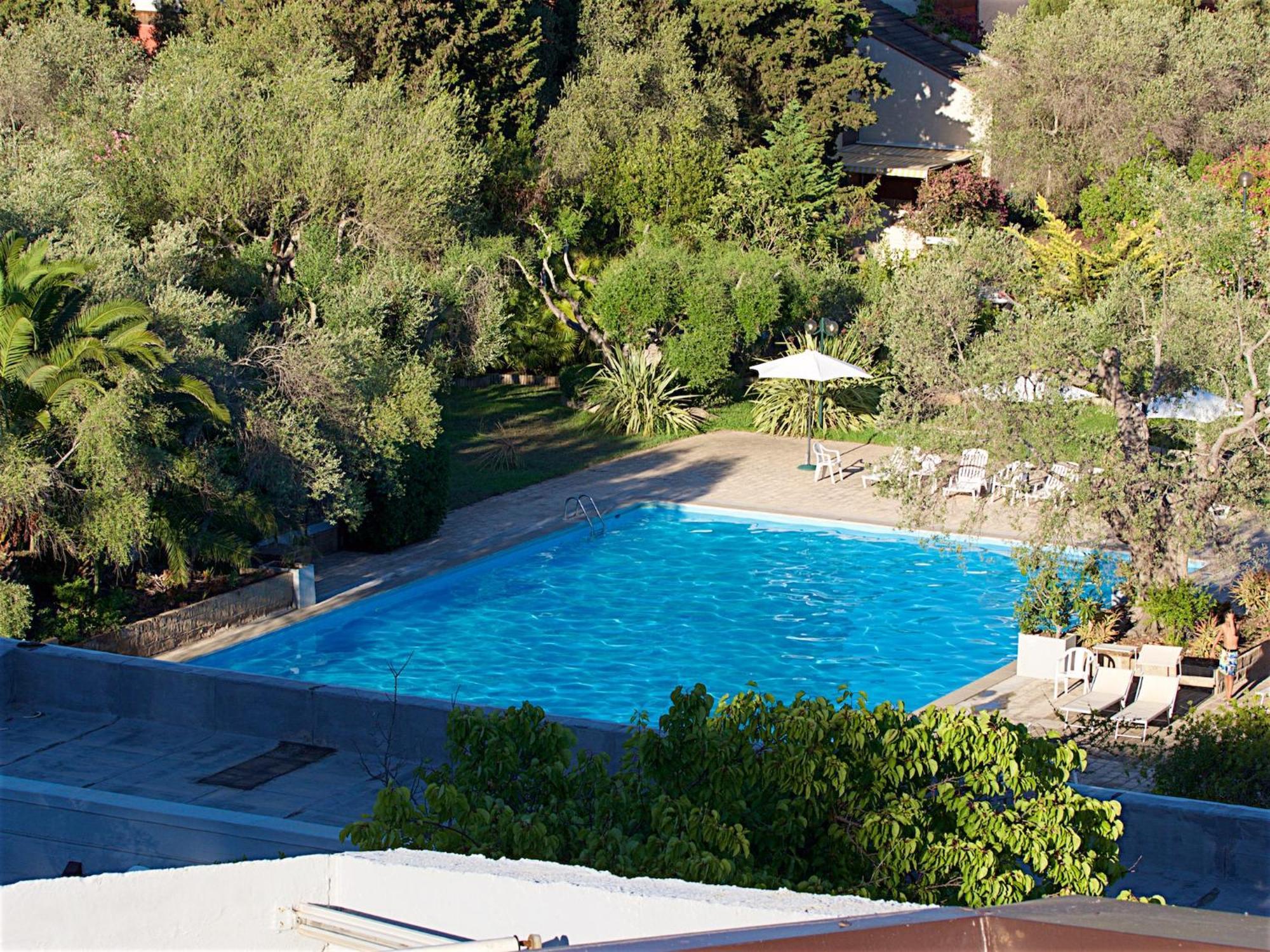 Residence Solemaremma 卡斯蒂里昂纳·德拉佩 外观 照片