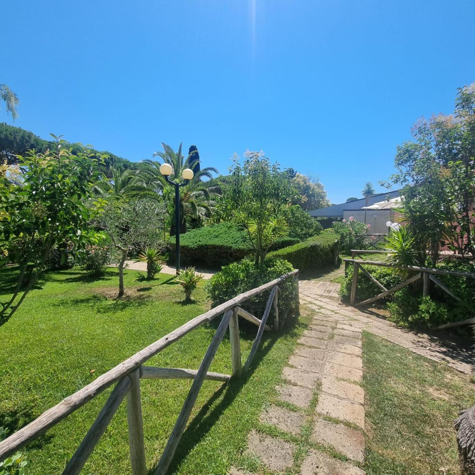 Residence Solemaremma 卡斯蒂里昂纳·德拉佩 外观 照片